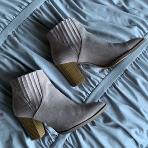 ANKLE BOOTIES WITH HEEL